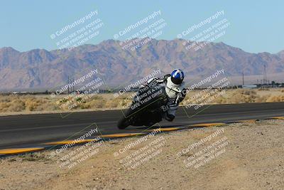 media/Dec-18-2022-SoCal Trackdays (Sun) [[8099a50955]]/Turn 4 Inside (10am)/